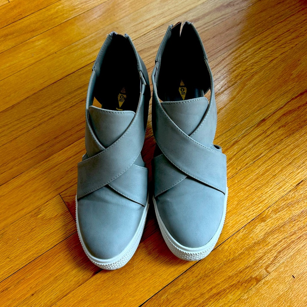 Women's Gray Slip-On Shoes